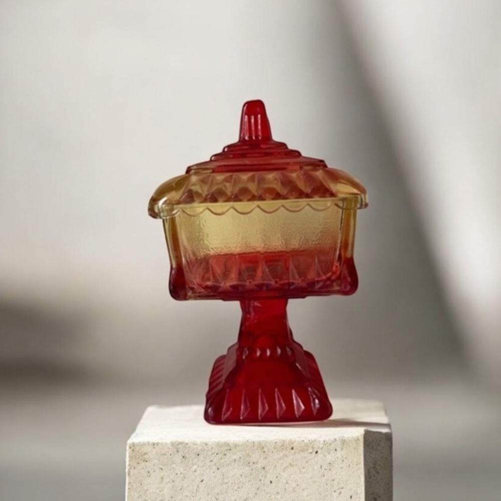 Vintage Jeanette Square Amberina Glass Wedding Box/Candy Dish Pedestal S…